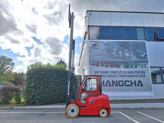 Четырехопорные погрузчики Hangcha AE30 - 8