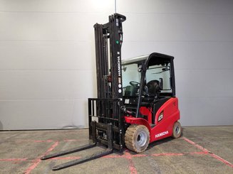 Четырехопорные погрузчики Hangcha A4W25