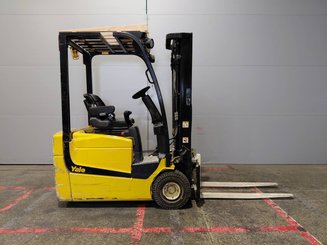 Электрический погрузчик Yale ERP13-15VC