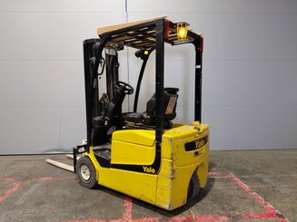 Электрический погрузчик Yale ERP13-15VC