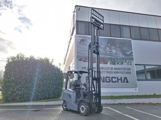 Четырехопорные погрузчики Hangcha AE15