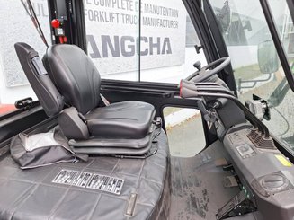 Четырехопорные погрузчики Hangcha XF55D