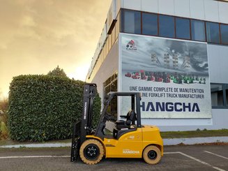 Электрический погрузчик Hangcha XE40Ci (CPD40-XEXY2-SI)