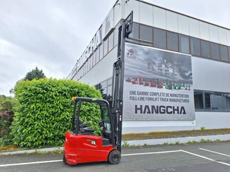 Трехопорные погрузчики Hangcha A3W18