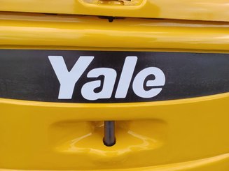 Трехопорные погрузчики Yale ERP16VTMWB
