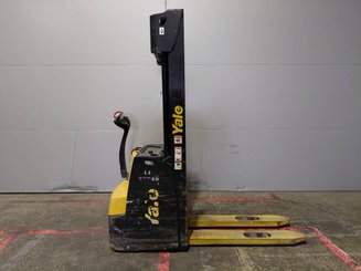 Штабелер Yale MS12AC