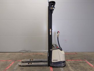 Штабелеры с электроприводом Crown WF3000 - 6