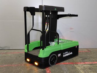 Строительный подъёмник с вертикальной мачтой Hangcha CJD02-AMC1-M1I