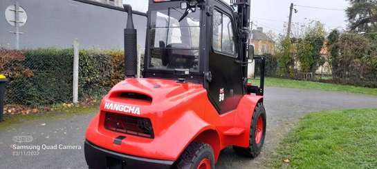 Внедорожный погрузчик Hangcha TT30-2