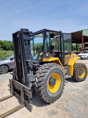 Внедорожный погрузчик JCB 940-2 - 1