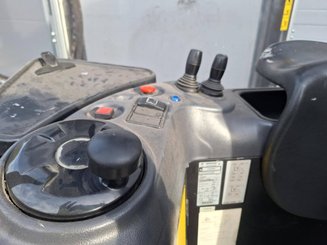 Штабелеры с платформой для оператора Caterpillar NSR20N