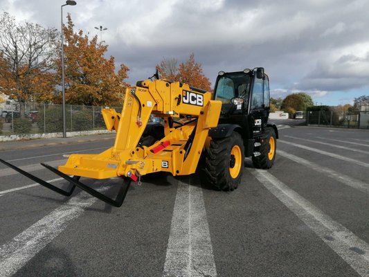 Телескопический погрузчик JCB 540-180 - 1