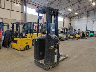 Штабелеры с платформой для оператора Caterpillar NSR16N