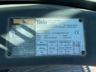 Четырехопорные погрузчики Yale GDP160EC