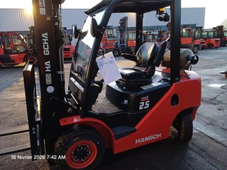 Четырехопорные погрузчики Hangcha XF25G