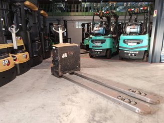 Гидростатический Caterpillar NPV20N2