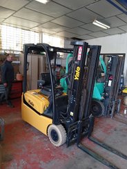 Трехопорные погрузчики Yale ERP15VTSWB