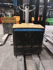 Гидростатический Caterpillar NPP20N2