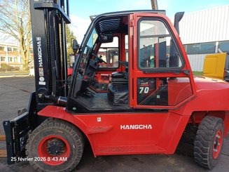 Четырехопорные погрузчики Hangcha XF70D