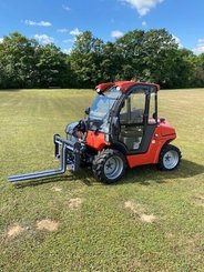 Telescopic loader Manitech T150H