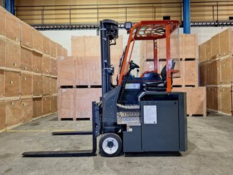 Четырехходовый вилочный погрузчик AMLIFT AGILIFT 3000E