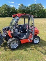 Telescopic loader Manitech T150H