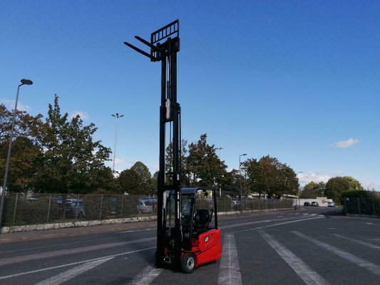 Трехопорные погрузчики Hangcha A3W18 - 1