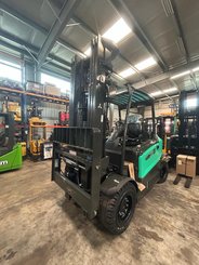 Электрический погрузчик Mitsubishi FB55NH - 5