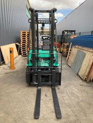 Четырехопорные погрузчики Mitsubishi FG18N