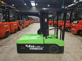 Строительный подъёмник с вертикальной мачтой Hangcha CJD02-AMC1-M1I