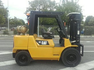 Четырехопорные погрузчики Caterpillar GP45K