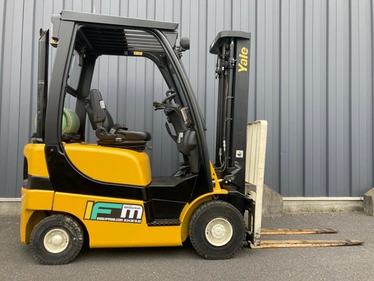 Газовый погрузчик Yale GLP18VX - 1