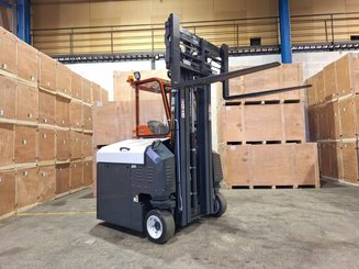 Четырехходовый вилочный погрузчик AMLIFT AGILIFT 3000E