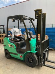 Четырехопорные погрузчики Mitsubishi FG18N