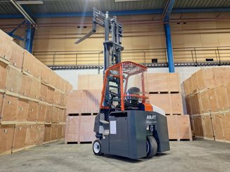 Четырехходовый вилочный погрузчик AMLIFT AGILIFT 3000E