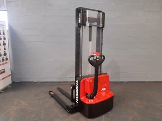 Штабелер с кадрируюющей поперечиной Hangcha CTD15-A2MC2-ISZ