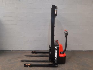 Штабелер с кадрируюющей поперечиной Hangcha CTD15-A2MC2-ISZ