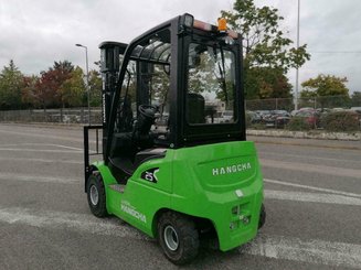 Четырехопорные погрузчики Hangcha XC25i