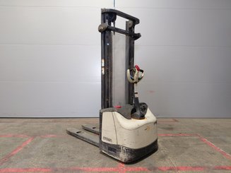 Штабелеры с электроприводом Crown WF3000 10