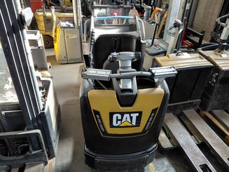 Буксировочного тягача Caterpillar NTR30N