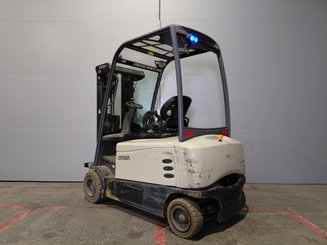 Четырехопорные погрузчики Crown SCF6040-16