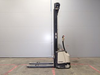 Штабелеры с электроприводом Crown WF3000 1.2 - 5