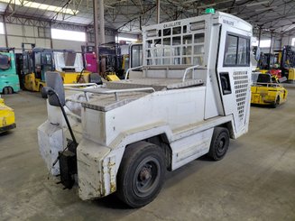 Tow tractor Charlatte T135 - 2