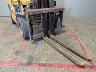 Четырехопорные погрузчики Caterpillar GP30NTD - 7