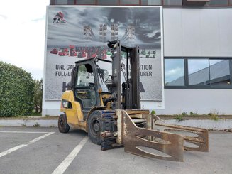 Четырехопорные погрузчики Caterpillar GP45NTD