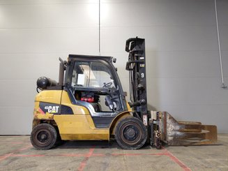 Четырехопорные погрузчики Caterpillar GP45NTD