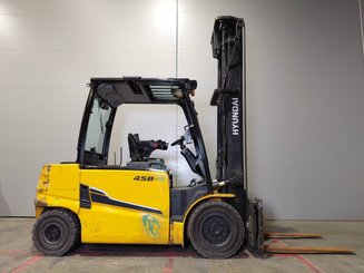 Четырехопорные погрузчики Hyundai 45B9