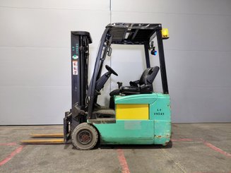 Трехопорные погрузчики Yale ERP16 ATF