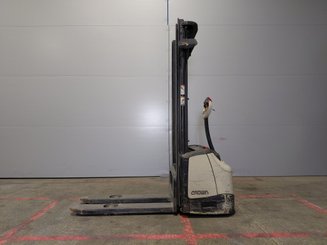 Штабелеры с электроприводом Crown WF3000 10