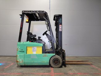 Трехопорные погрузчики Yale ERP16 ATF
